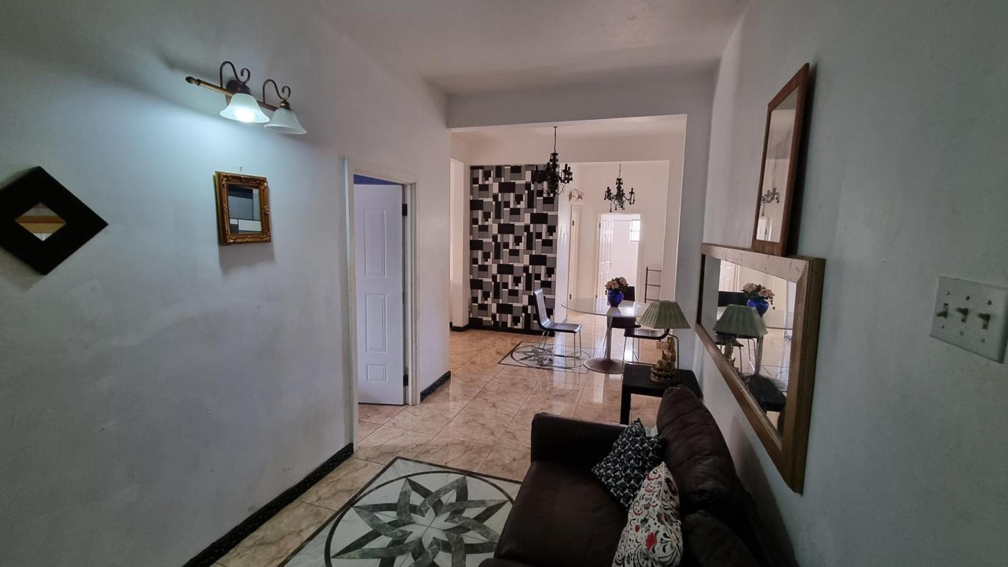 Little Savoy Guest House New รันอเวย์เบย์ ภายนอก รูปภาพ